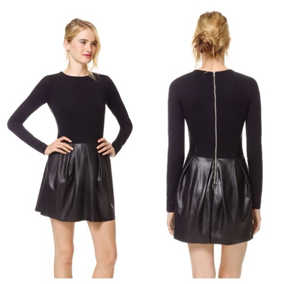 Aritzia Dresses & Skirts - Aritzia Wilfred Tartine Dress